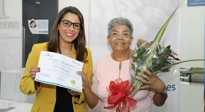 Colpensiones entrega la primera pensi&oacute;n de vejez a colombiana que ahorr&oacute; en BEPS